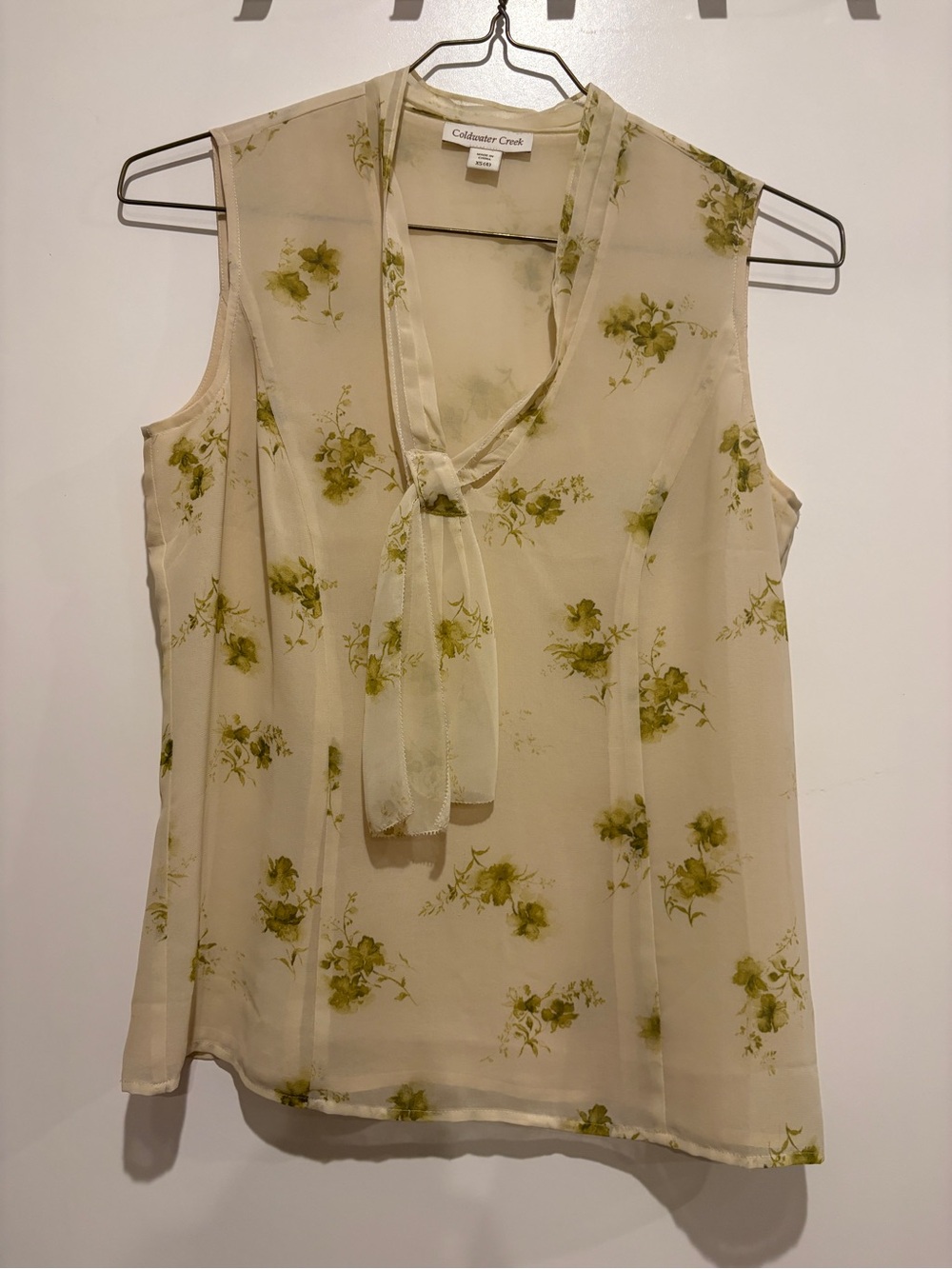 Coldwater Creek Cream Floral Tie-Neck Blouse